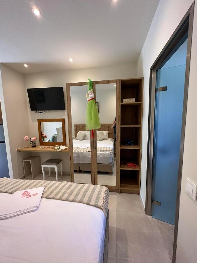 Sea Side Apartment